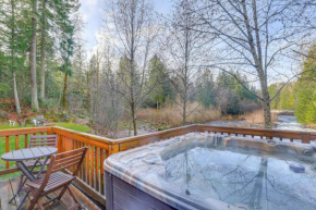Pet-Friendly Riverfront Cabin with Hot Tub